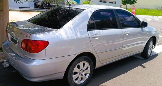 TOYOTA COROLLA 1.8 SE-G 16V GASOLINA 4P AUTOMÁTICO